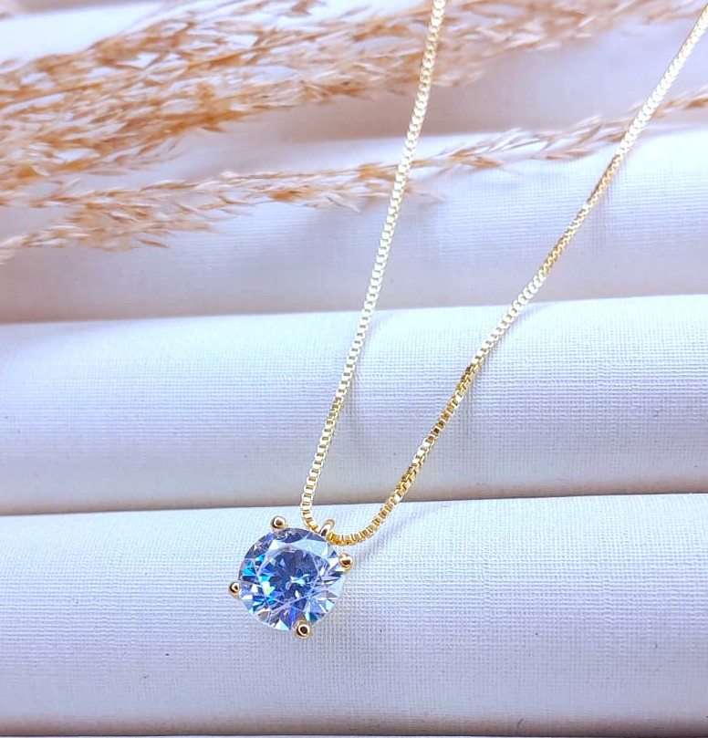 Foto do Produto COLAR PONTO DE LUZ 4 GARRAS 40CM - Tamanhos - DOURADO